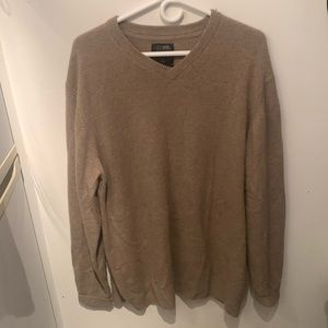 Beautiful 100% Cashmere Tan V Neck Sweater Wayne Gretzky Collection SZ XL